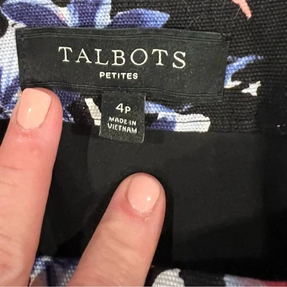 Talbots Floral Pencil Skirt Size 4P EUC - Picture 4 of 5